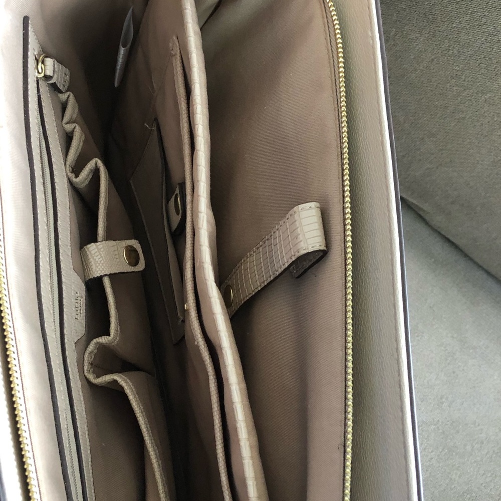Tutilo: Bag - Picture 6 of 6